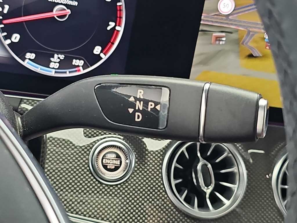 벤츠 E 클래스 E-클래스 W213 E400 4MATIC 쿠페 이미지 8