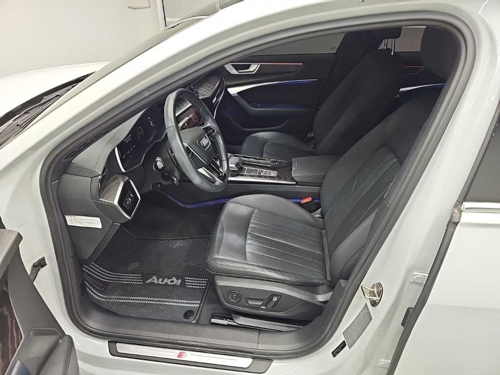 아우디 A6 A6 (C8) 45 TFSI 콰트로 프리미엄 이미지 11