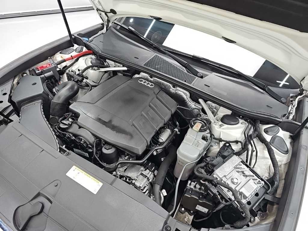 아우디 A6 A6 (C8) 45 TFSI 콰트로 프리미엄 이미지 5