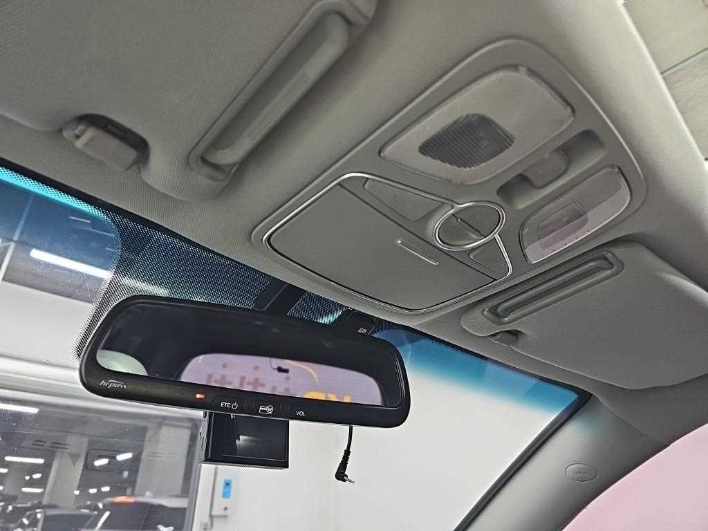 기아 쏘렌토 뉴 쏘렌토 R 2WD 2.0 프레스티지 이미지 16