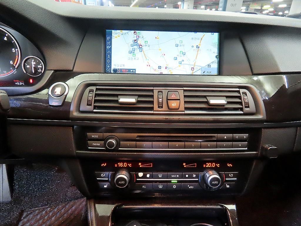 BMW 5시리즈 5시리즈 (F10) 520d 이미지 11