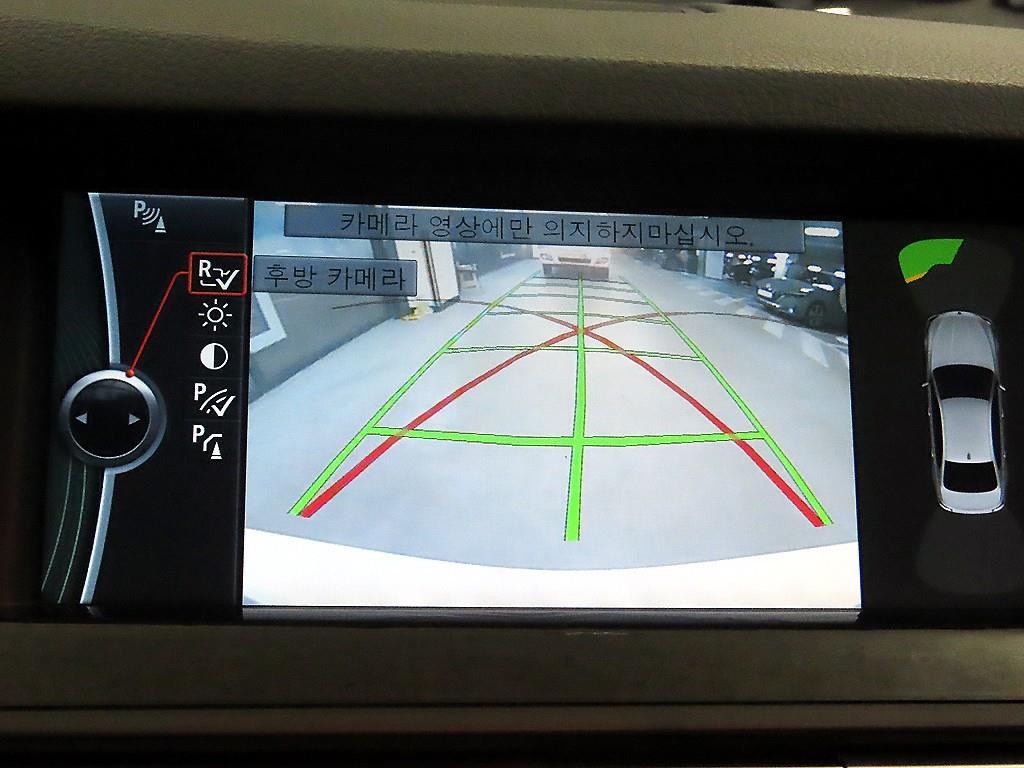 BMW 5시리즈 5시리즈 (F10) 520d 이미지 15