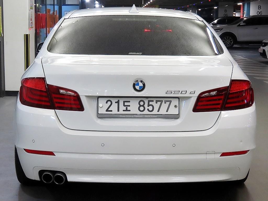 BMW 5시리즈 5시리즈 (F10) 520d 이미지 5