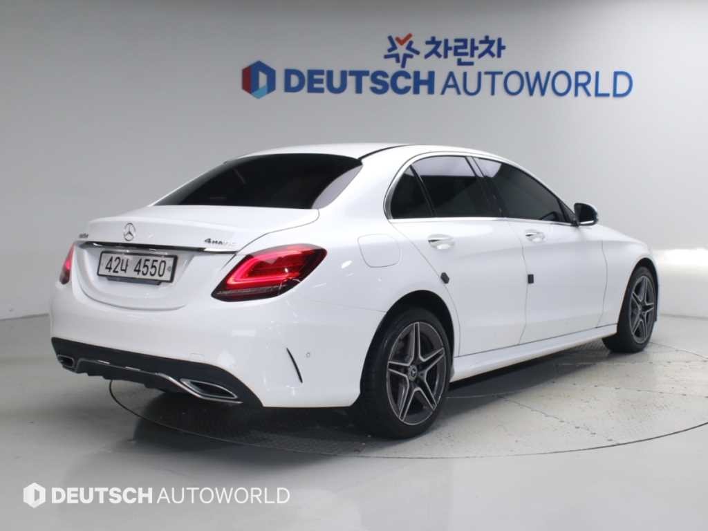 벤츠 C 클래스 C클래스 W205 C220 d 4MATIC AMG Line 이미지 2