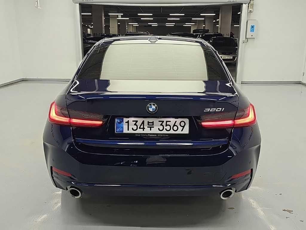 BMW 3시리즈 3시리즈 (G20) 320i 온라인 익스클루시브 이미지 3