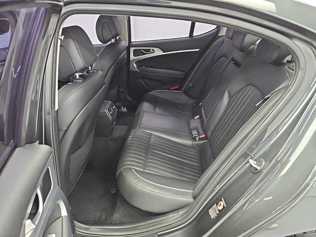 제네시스 G70 2.0T 슈프림 이미지 12