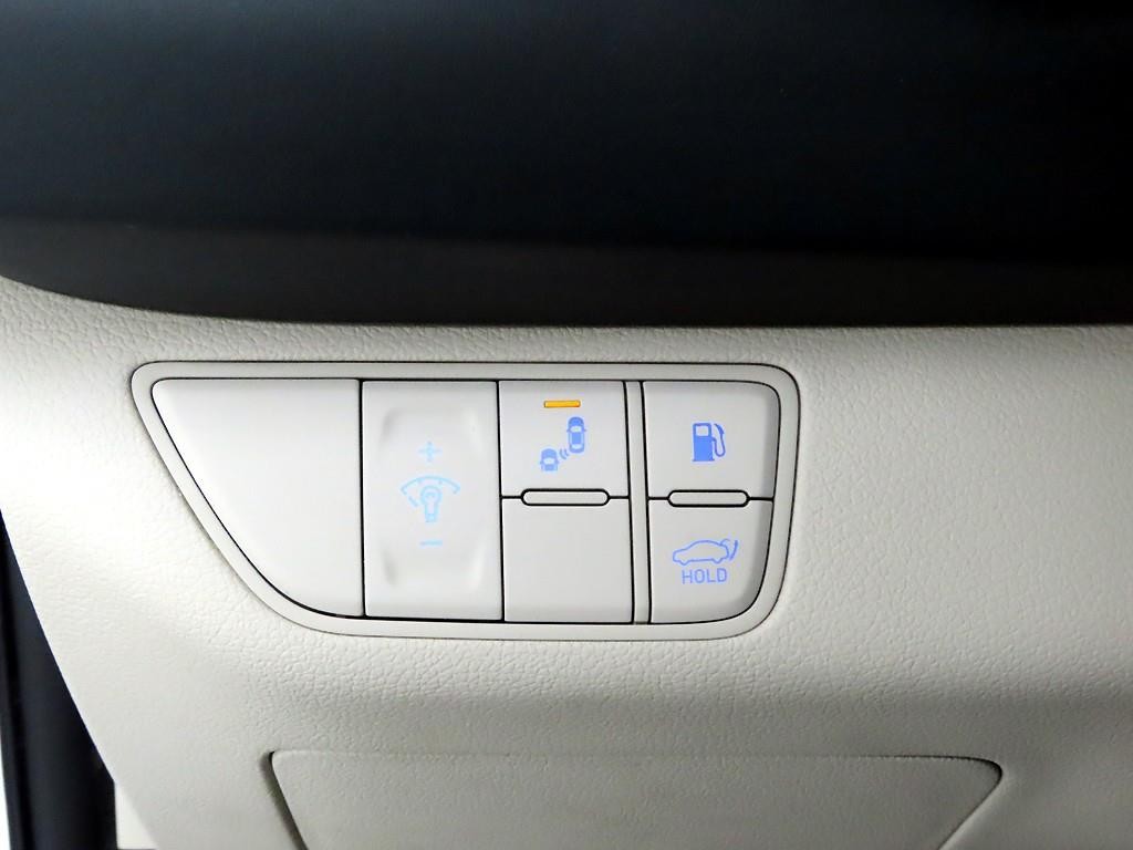 제네시스 G70 2.0T AWD 스포츠 패키지 이미지 11