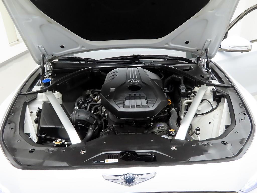 제네시스 G70 2.0T AWD 스포츠 패키지 이미지 20