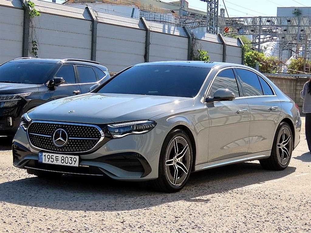 벤츠 E 클래스 E-클래스 W214 E300 4MATIC AMG Line 이미지 2