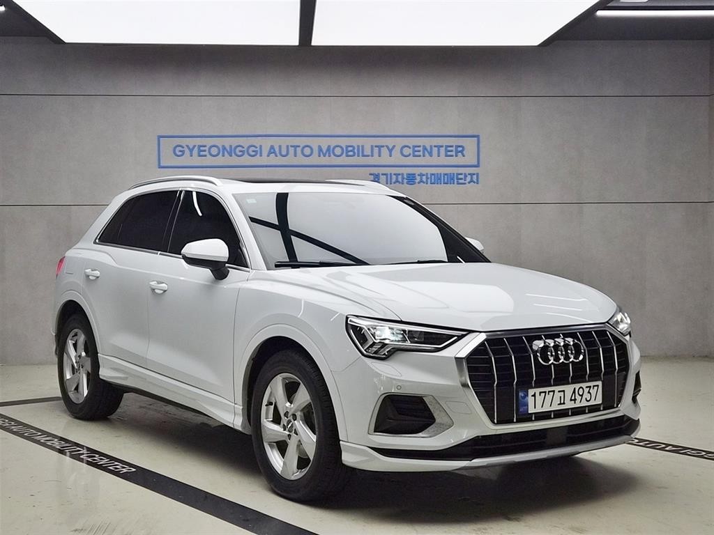 아우디 Q3 Q3 (F3) 35 TDI 프리미엄 이미지 1