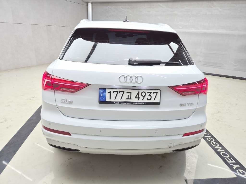 아우디 Q3 Q3 (F3) 35 TDI 프리미엄 이미지 3