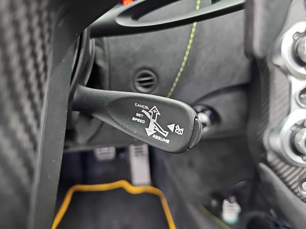 맥라렌 720S 4.0 스파이더 이미지 16