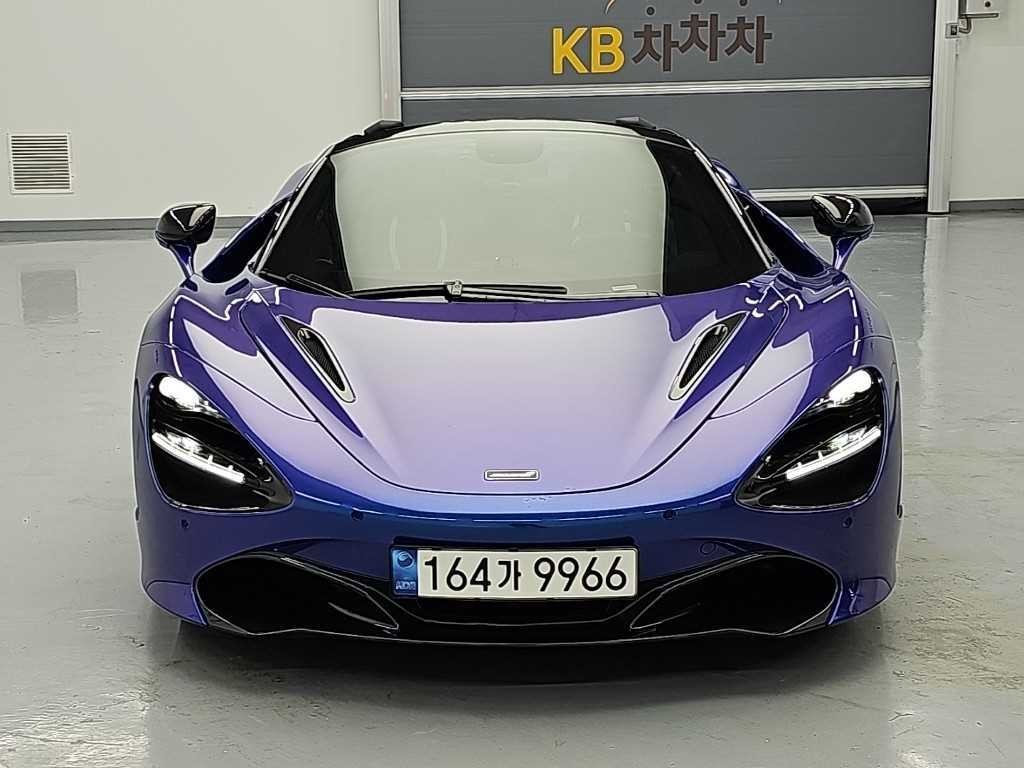 맥라렌 720S 4.0 스파이더 이미지 2