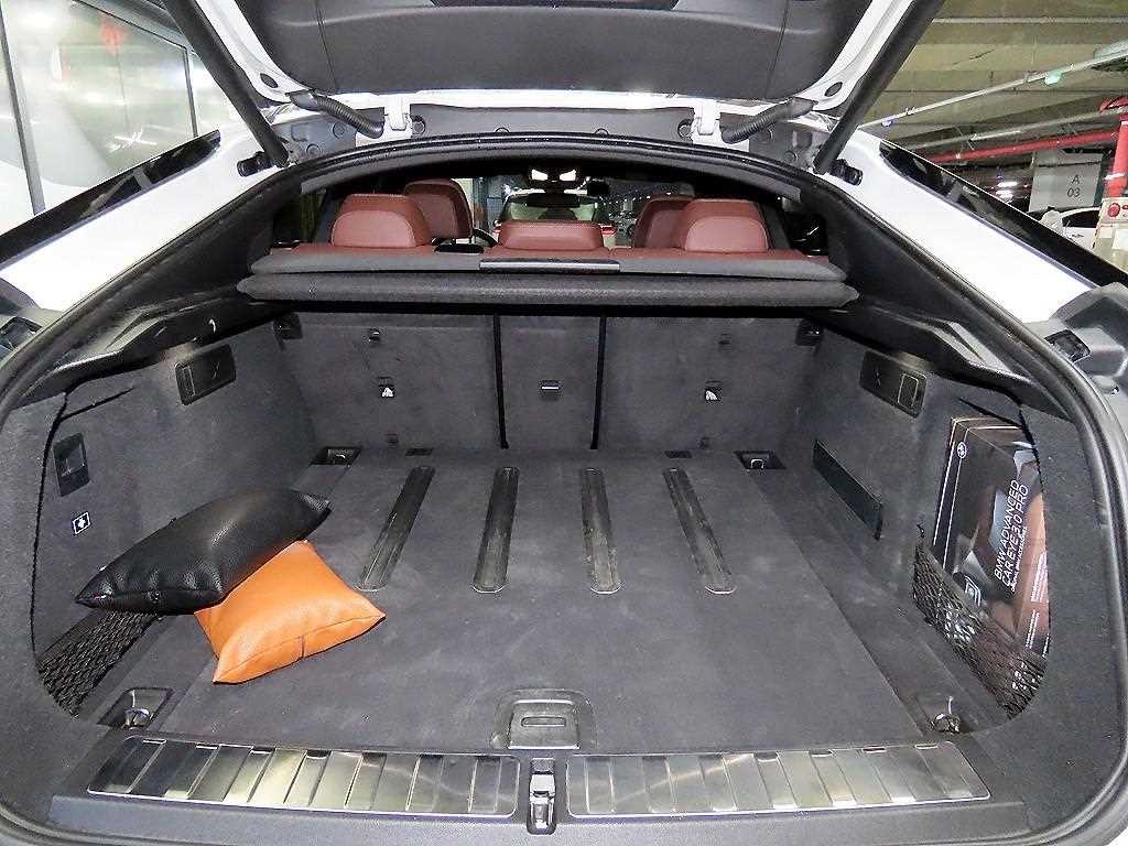 BMW X6 X6 (G06) xDrive 30d M 스포츠 이미지 16