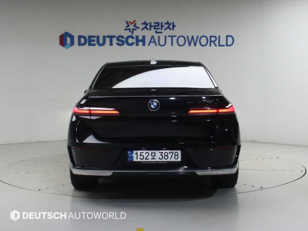 BMW 7시리즈 7시리즈 (G70) 740i sDrive 디자인퓨어 엑셀런스 이미지 4