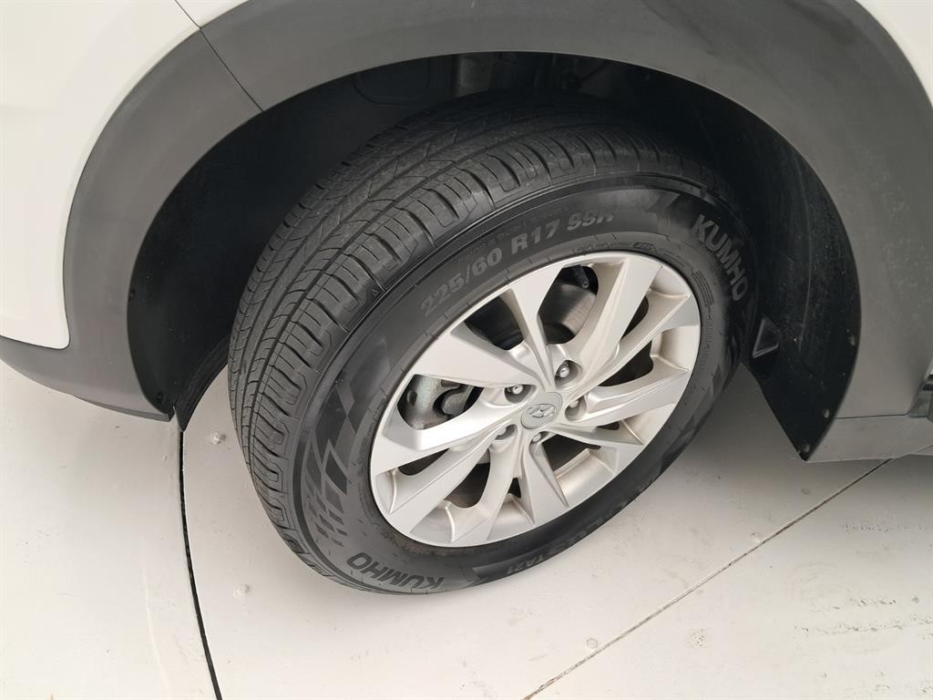 현대 투싼 올뉴투싼 디젤 1.6 2WD 모던 이미지 19