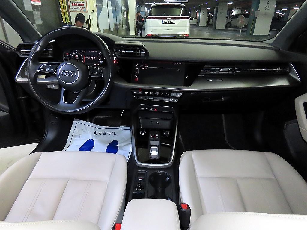 아우디 A3 A3(8Y) 40 TFSI 이미지 10