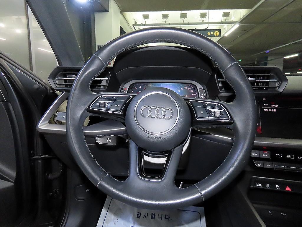 아우디 A3 A3(8Y) 40 TFSI 이미지 8