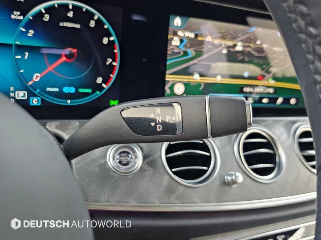 벤츠 E 클래스 E-클래스 W213 E350 4MATIC AMG LINE 이미지 9