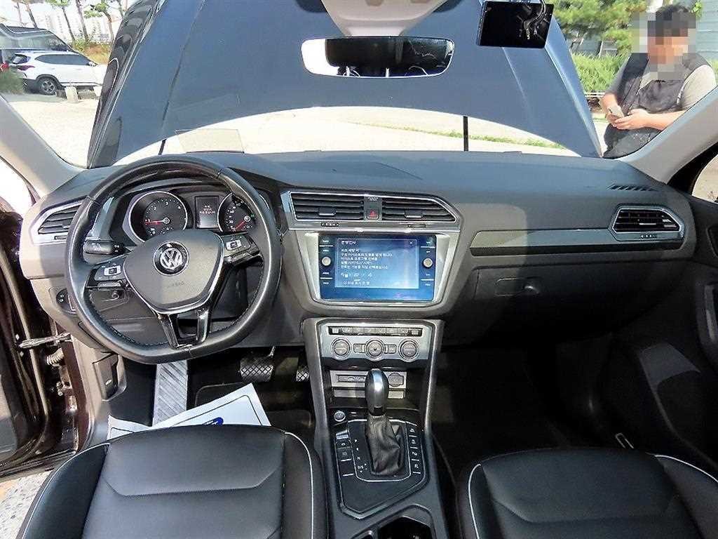 폭스바겐 티구안 티구안(2세대) 2.0 TDI 프레스티지 이미지 7