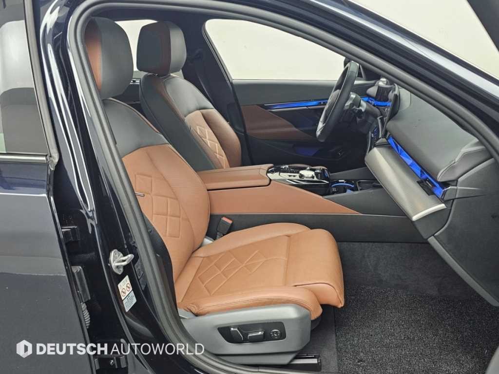 BMW 5시리즈 5시리즈 (G60) 530i xDrive M 스포츠 이미지 10