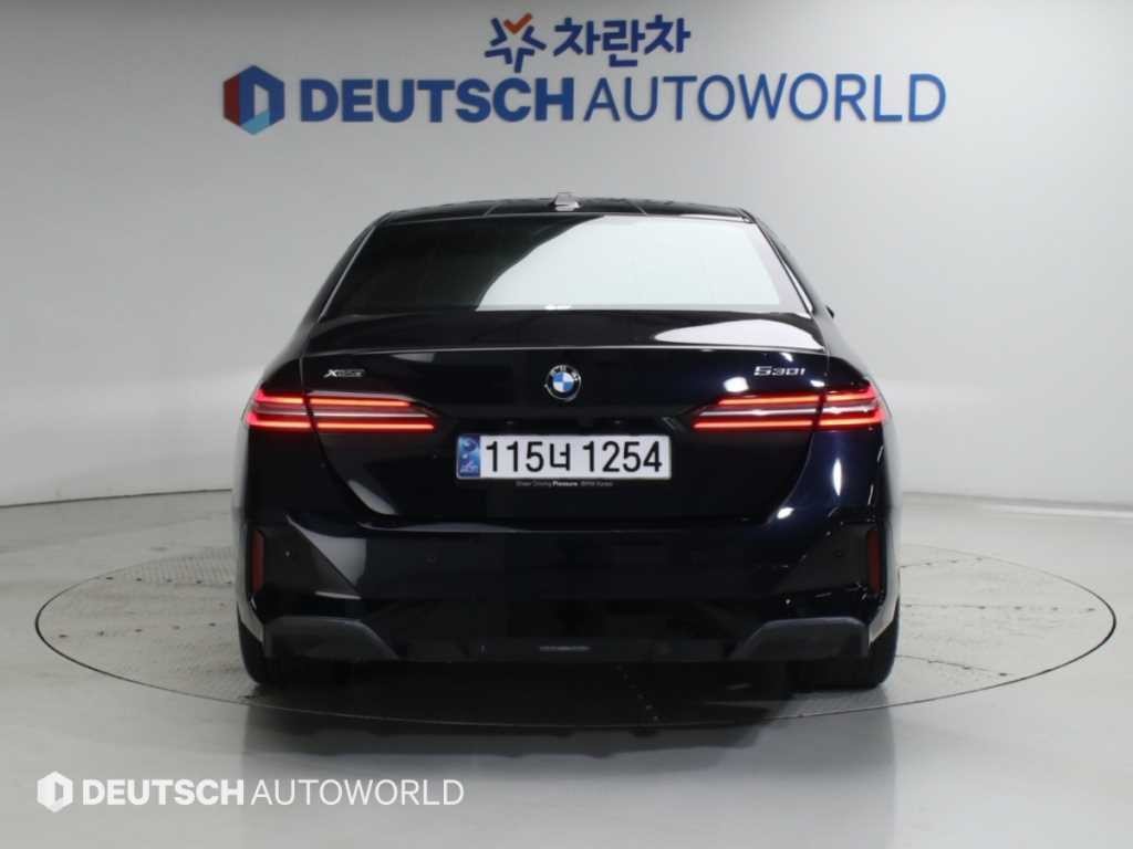 BMW 5시리즈 5시리즈 (G60) 530i xDrive M 스포츠 이미지 4
