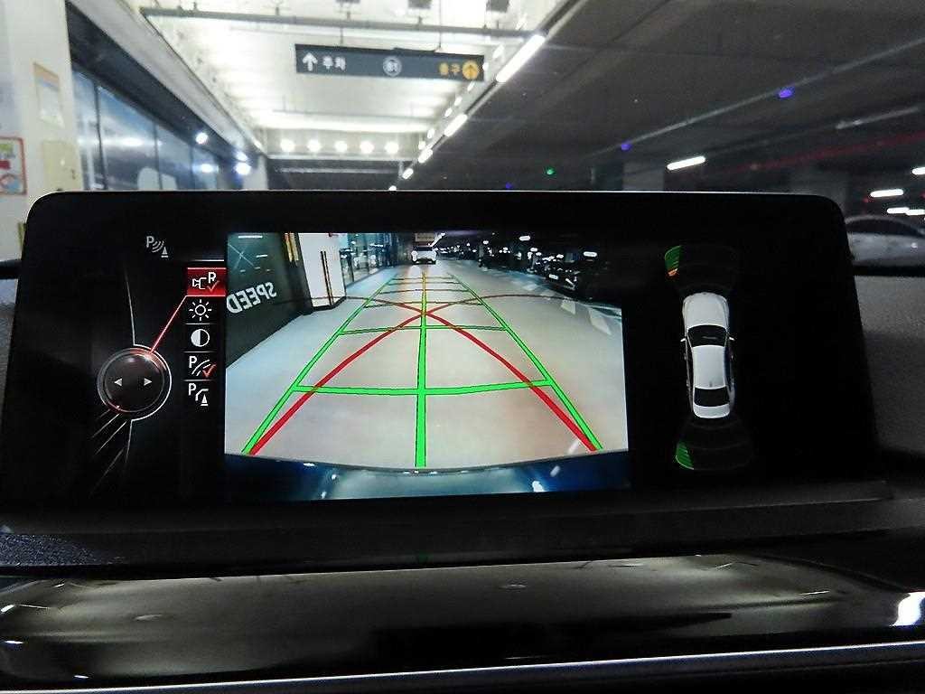 BMW 3시리즈 3시리즈 (F30) 320d 이미지 15