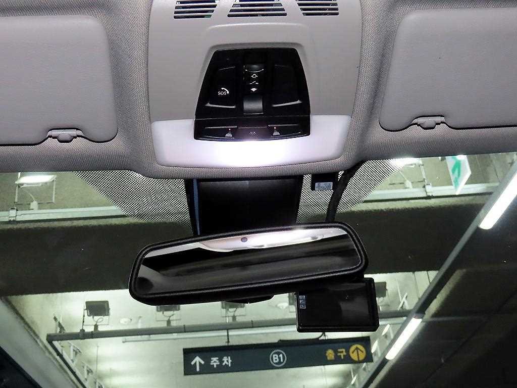 BMW 3시리즈 3시리즈 (F30) 320d 이미지 16