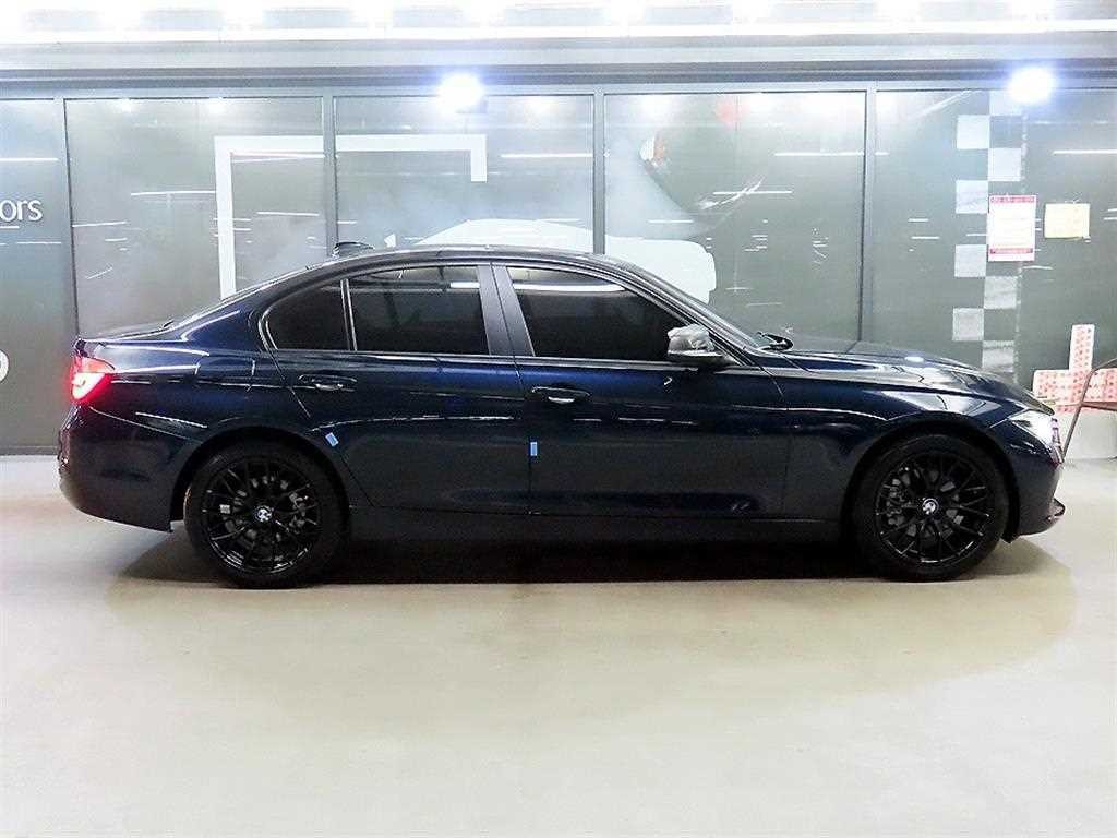 BMW 3시리즈 3시리즈 (F30) 320d 이미지 3