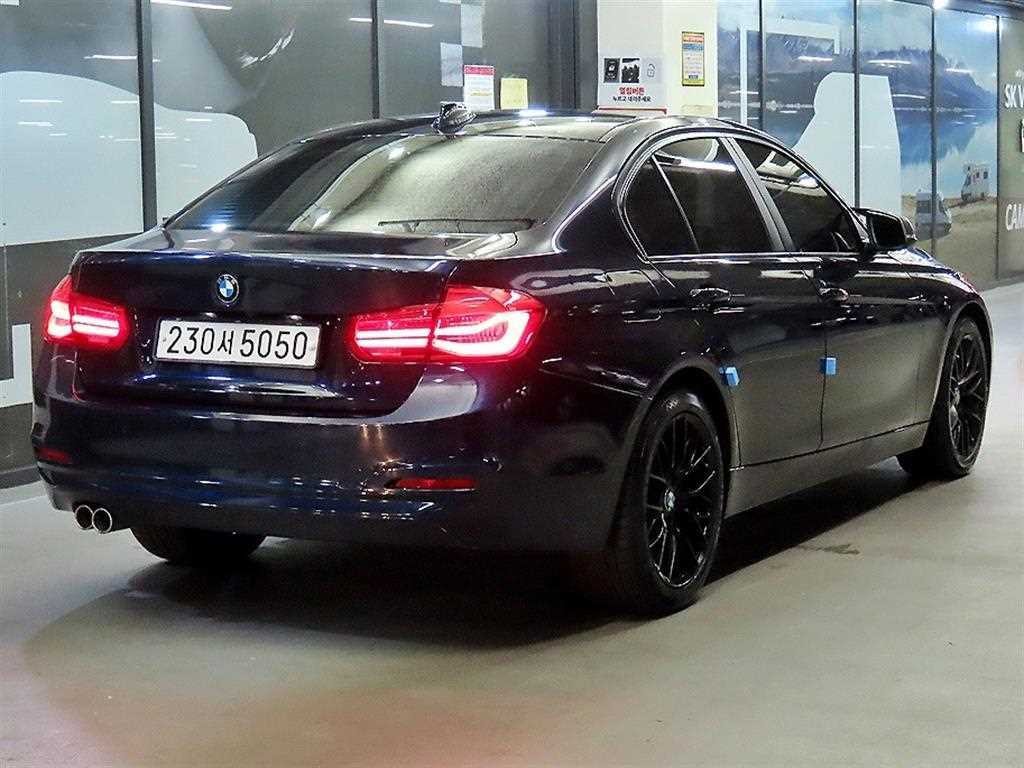 BMW 3시리즈 3시리즈 (F30) 320d 이미지 4