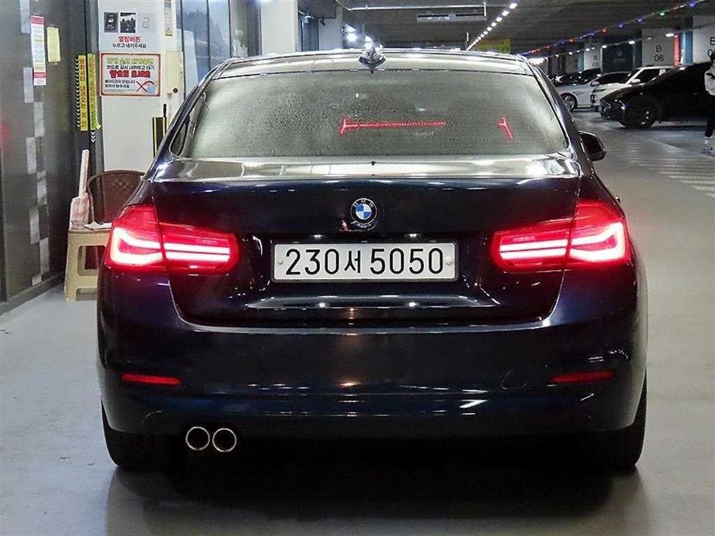BMW 3시리즈 3시리즈 (F30) 320d 이미지 5