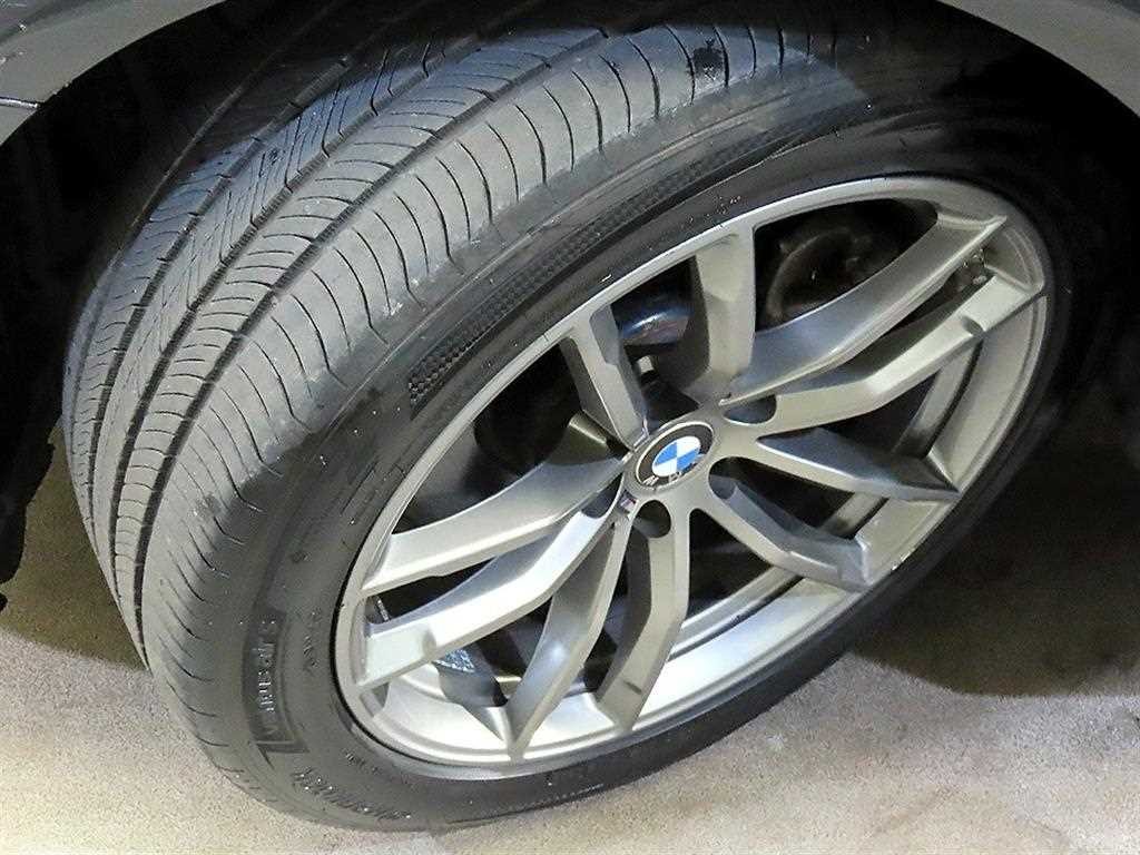 BMW 5시리즈 5시리즈 (G30) 520d xDrive M 스포츠 플러스 이미지 20