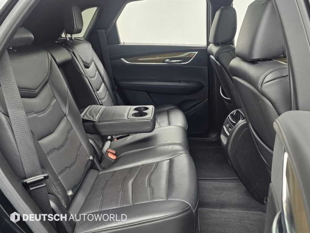 캐딜락 XT5 3.6 플래티넘 AWD 이미지 12