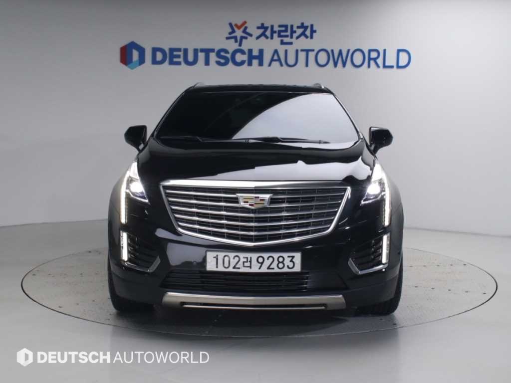 캐딜락 XT5 3.6 플래티넘 AWD 이미지 3