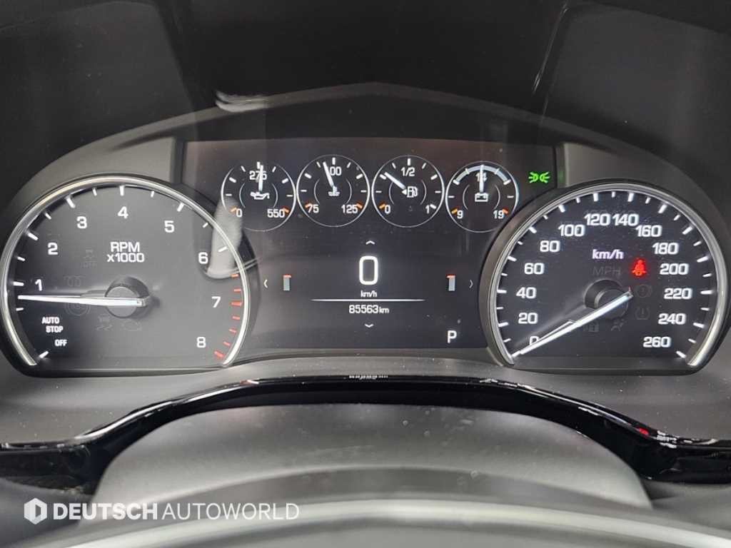 캐딜락 XT5 3.6 플래티넘 AWD 이미지 8