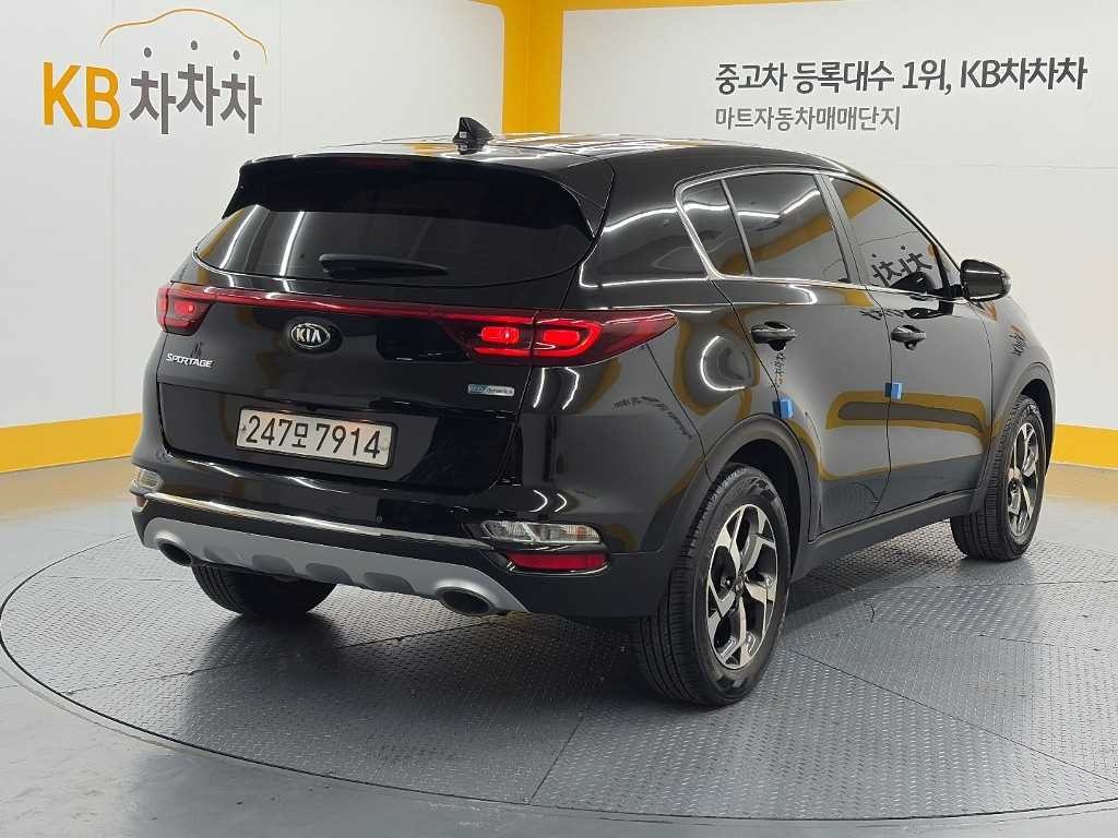 기아 스포티지 스포티지 더 볼드 2.0 디젤 2WD 트렌디 이미지 4