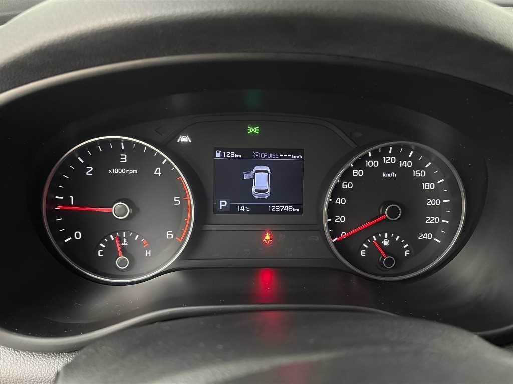 기아 스포티지 스포티지 더 볼드 2.0 디젤 2WD 트렌디 이미지 6