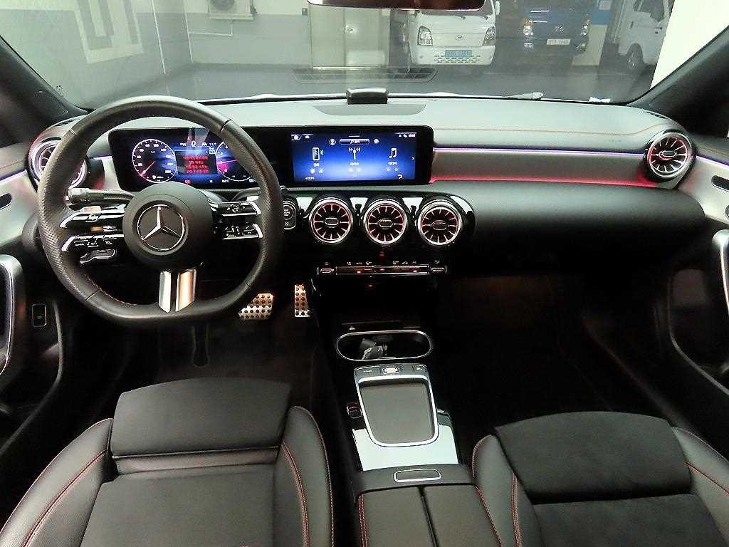 벤츠 CLA 클래스 CLA클래스 C118 CLA 250 4MATIC 이미지 8