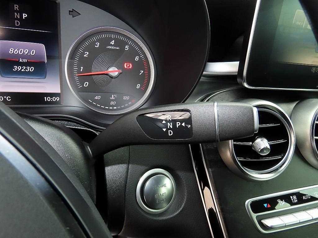벤츠 GLC 클래스 GLC클래스 X253 GLC 300 4MATIC 쿠페 이미지 10