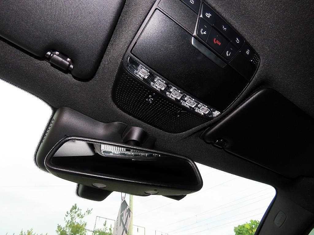 벤츠 GLC 클래스 GLC클래스 X253 GLC 300 4MATIC 쿠페 이미지 16