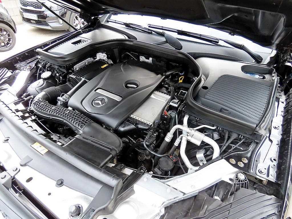 벤츠 GLC 클래스 GLC클래스 X253 GLC 300 4MATIC 쿠페 이미지 19