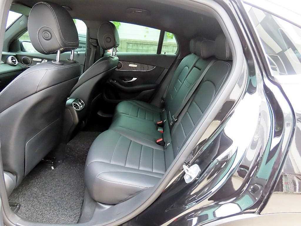 벤츠 GLC 클래스 GLC클래스 X253 GLC 300 4MATIC 쿠페 이미지 6