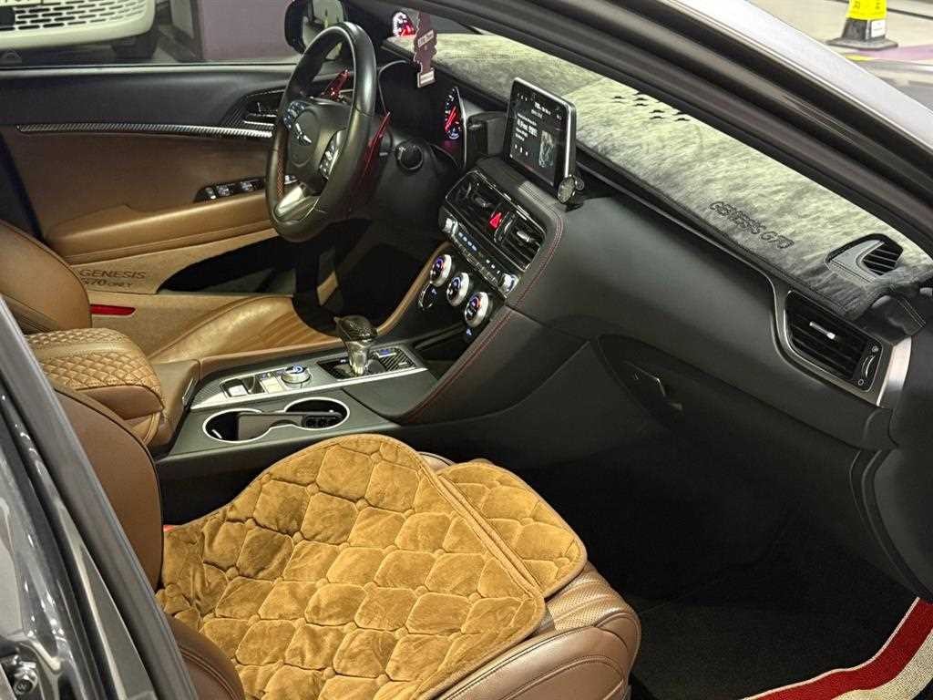제네시스 G70 2.0T AWD 엘리트 이미지 8