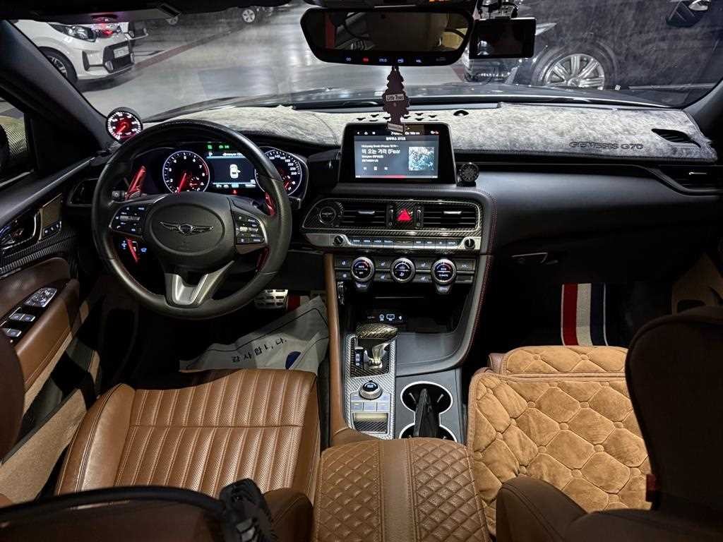 제네시스 G70 2.0T AWD 엘리트 이미지 9