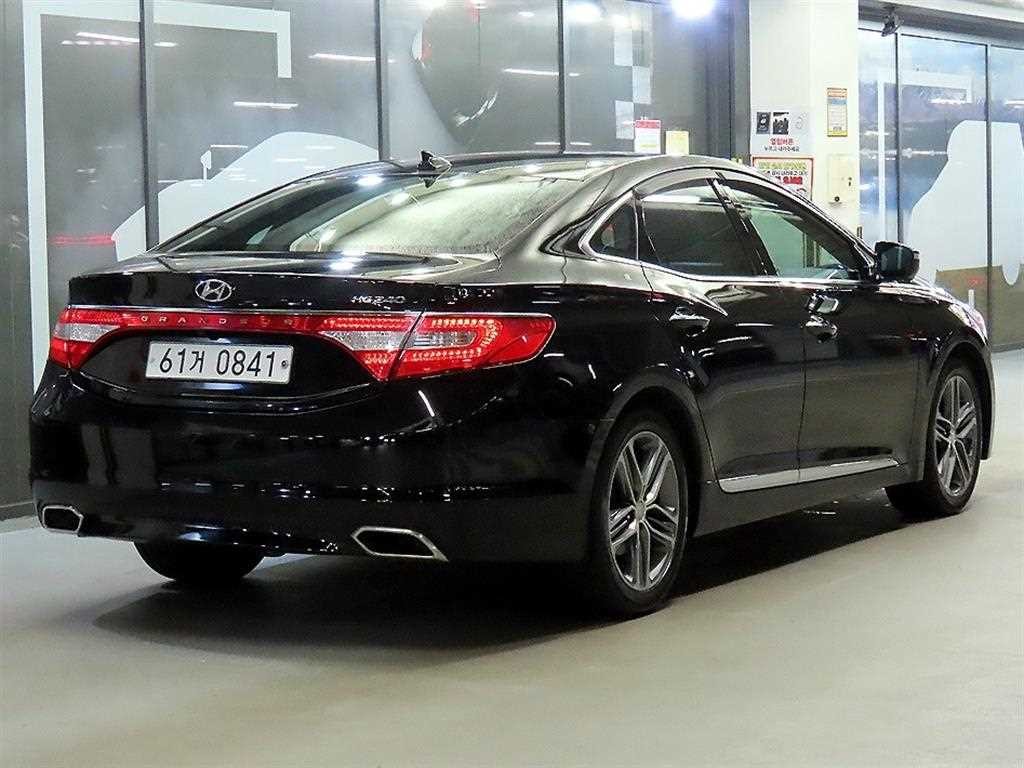현대 그랜저 그랜저 HG HG240 SPECIAL 이미지 4