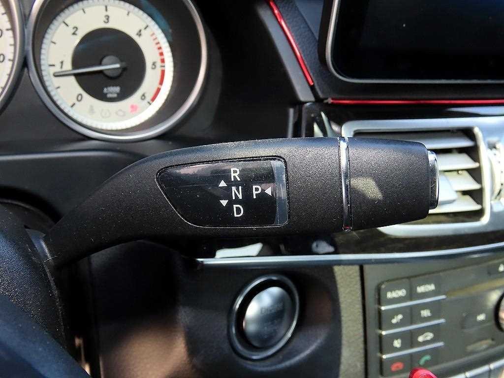 벤츠 E 클래스 E-클래스 W212 E220 블루텍 아방가르드 스포츠 이미지 10