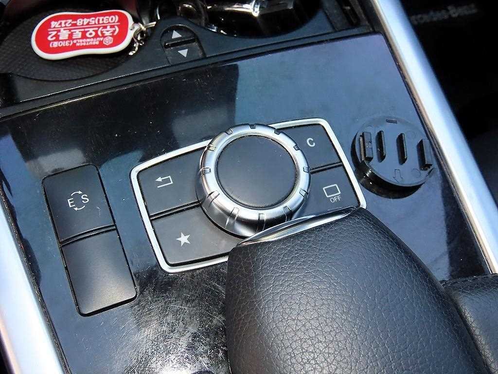 벤츠 E 클래스 E-클래스 W212 E220 블루텍 아방가르드 스포츠 이미지 13