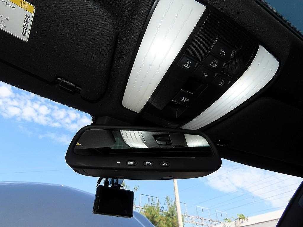 벤츠 E 클래스 E-클래스 W212 E220 블루텍 아방가르드 스포츠 이미지 15