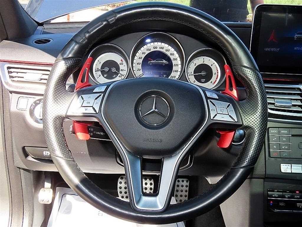벤츠 E 클래스 E-클래스 W212 E220 블루텍 아방가르드 스포츠 이미지 8