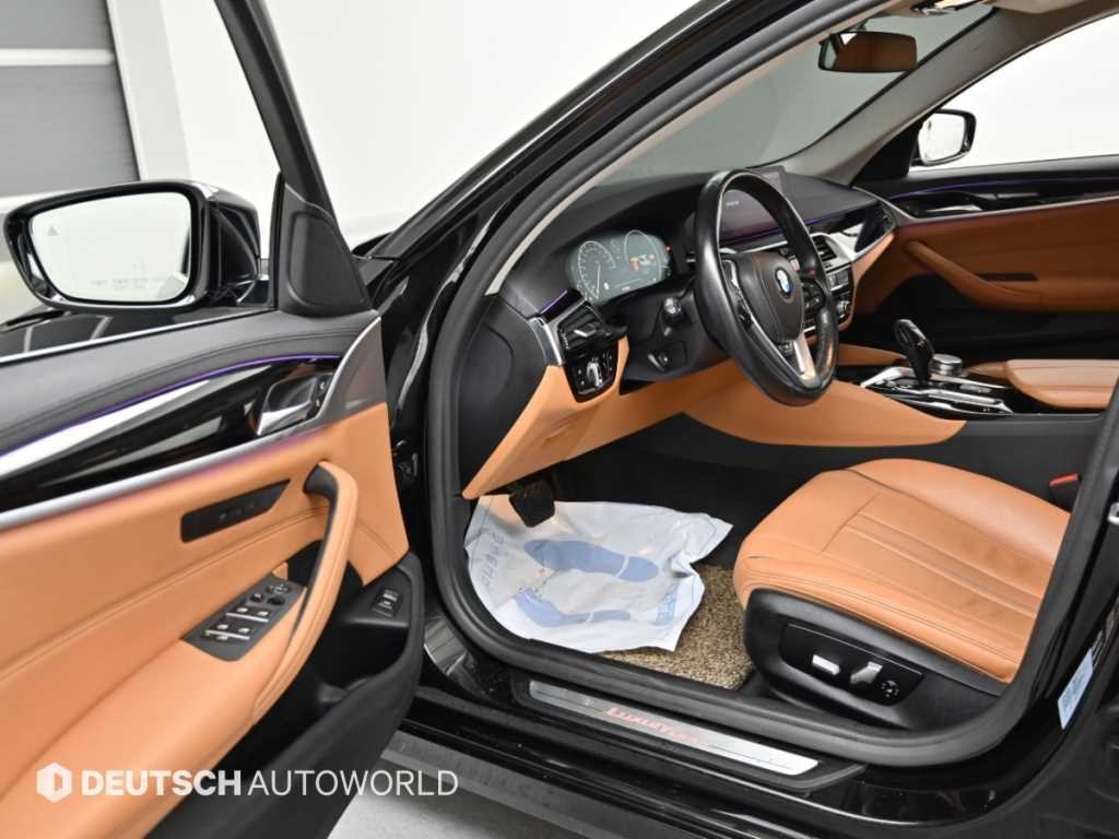 BMW 5시리즈 5시리즈 (G30) 520i 럭셔리 이미지 11